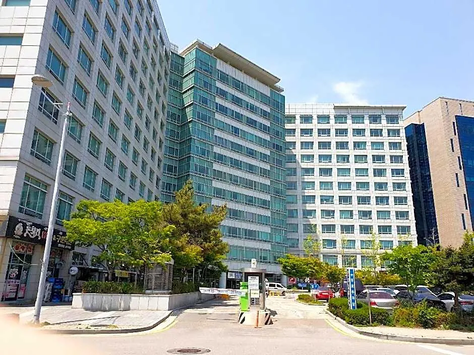 Good Day Airtel Hostel Incheon