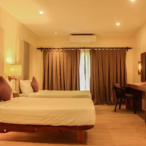 https://resort-bluewater-beach.panglaohotels.com