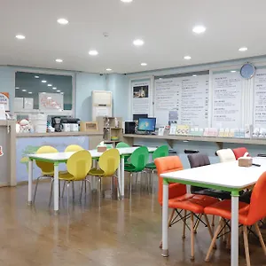 https://sukbak-dot-com-guesthouse.hotelsinbusan.com