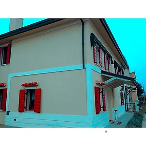 Casa Linda 3*, Pradipozzo Italy