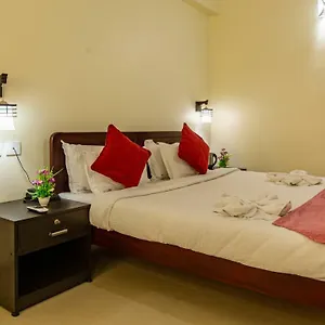 Woodside Residency Hotel Thekkady