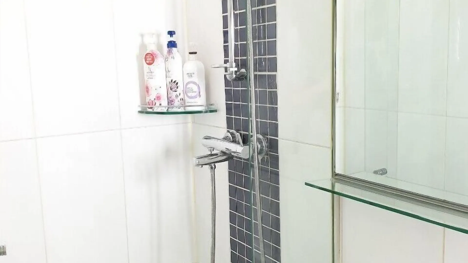 Good Day Airtel Hostel Incheon South Korea