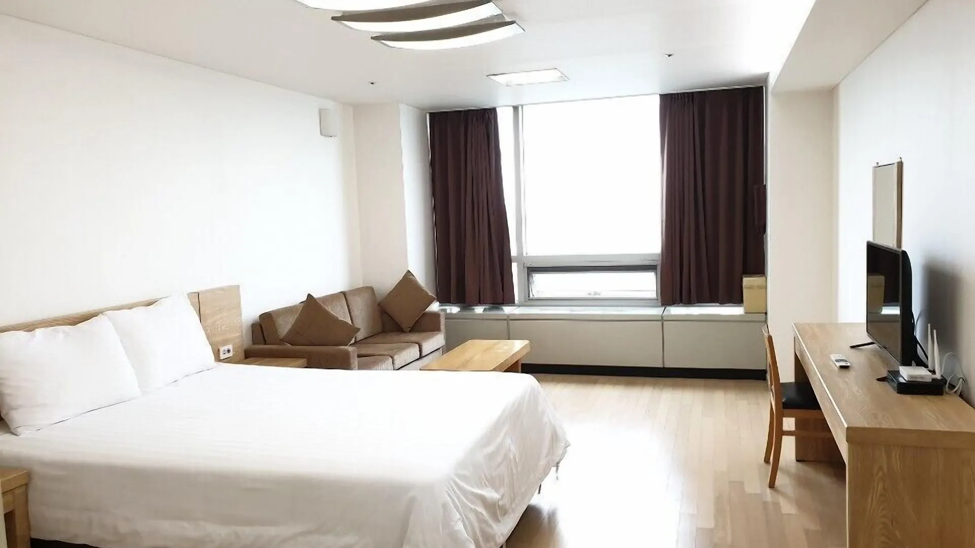 Good Day Airtel Hostel Incheon