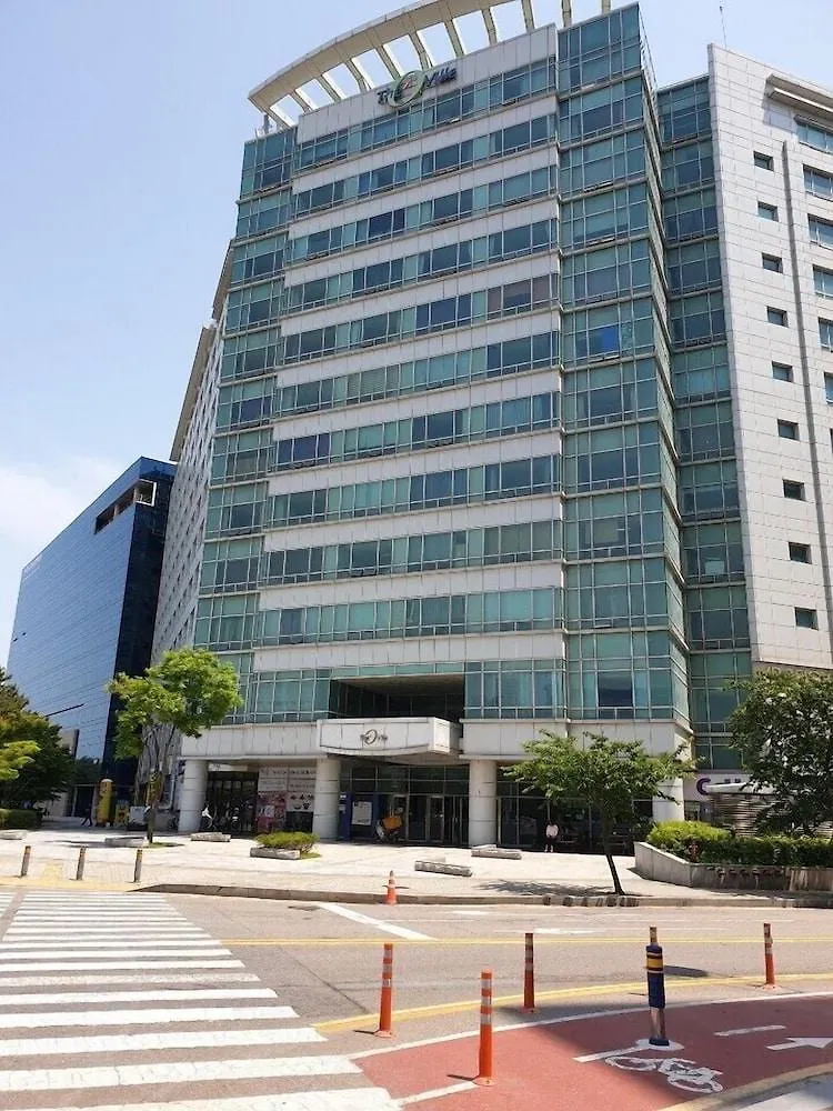 Good Day Airtel Hostel Incheon